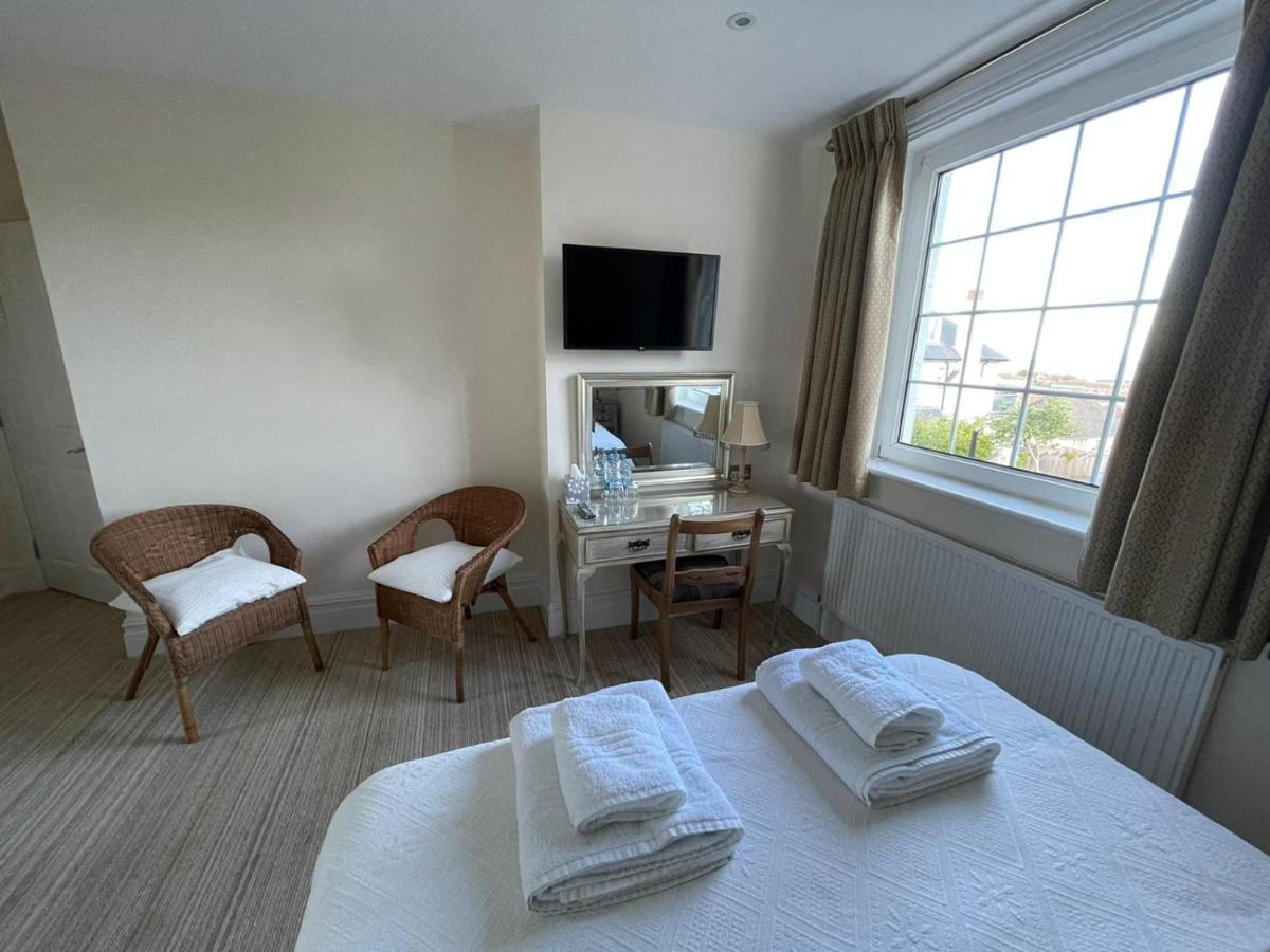 Devonia Guest House Λάιμ Ρέγκις Εξωτερικό φωτογραφία